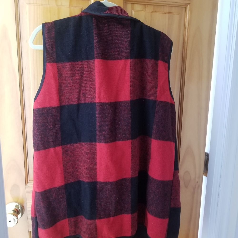 Draped Open Red and Black Plaid Vest size 2x - Picture 6 of 8